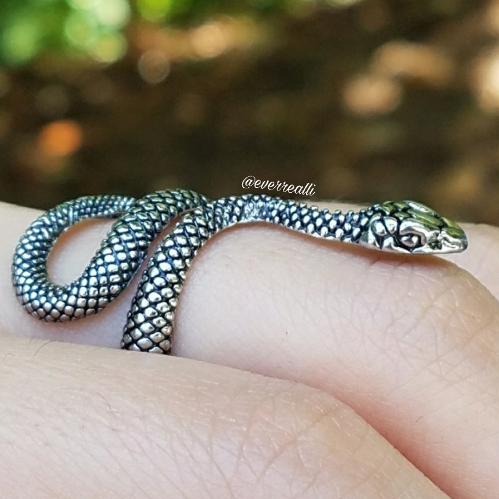 NEW Adjustable Snake Ring - Picture 3 of 4